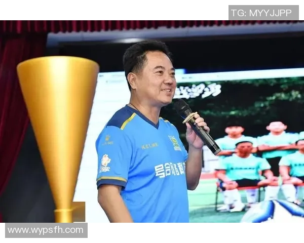 李佳卓足球:从青涩少年到职业赛场的成长之路与梦想追逐 李佳卓足球:从青涩少年到职业赛场的成长之路与梦想追逐